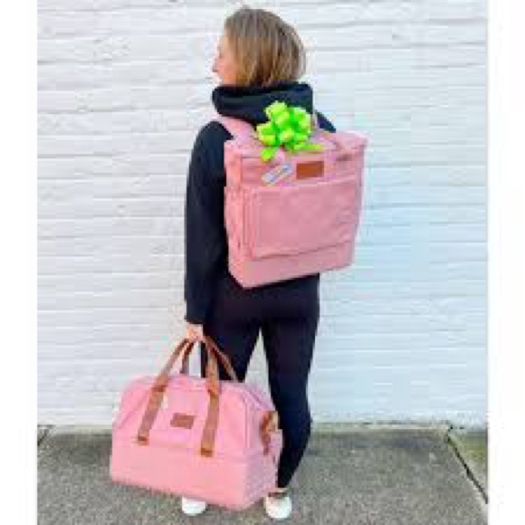 Bogg Bag Weekender in color: Fogg - Picture 4 of 5